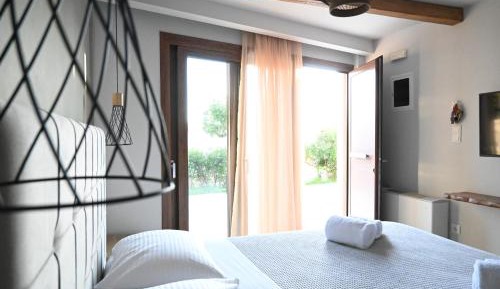 Studio with Mountain View