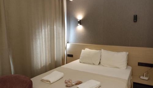 Superior Double or Twin Room with Pool View