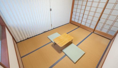 Japanese-Style Room