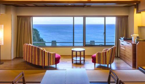 Superior Twin Room with Sea View