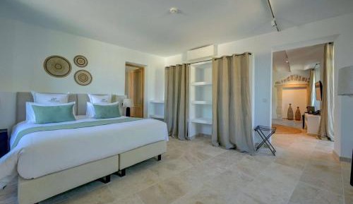 Suite with Spa Access