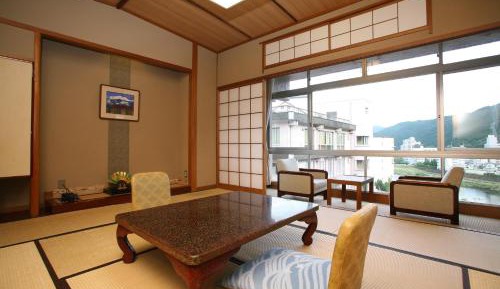 Japanese-Style Superior Room - Hida Beef Dinner Included