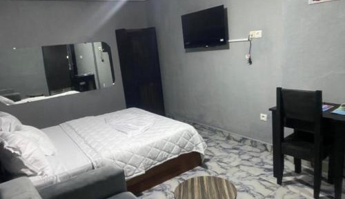 Quadruple Room with Private Bathroom