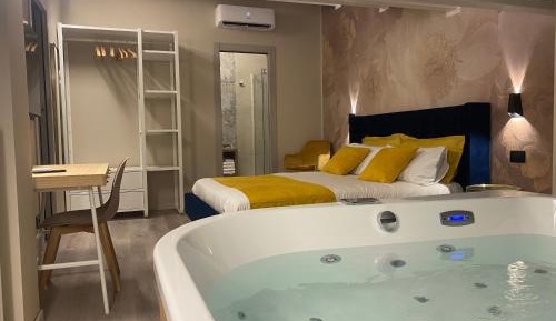 Double Room with Spa Bath