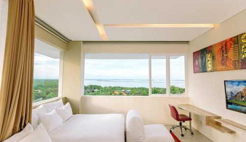 Family Room with Bay view