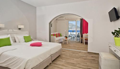 Studio Open Plan Sea View