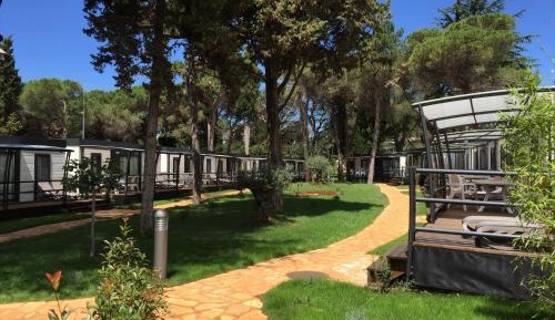 Two-Bedroom Mobile Home with Garden View