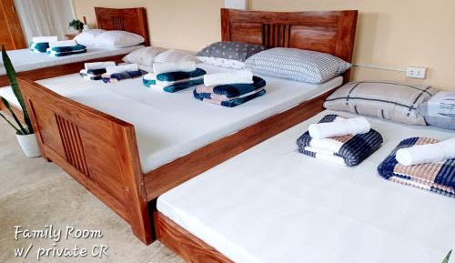 Family Room with Mountain View