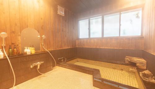 Twin Room with Private Bathroom