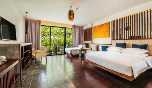 Family Suite with Balcony