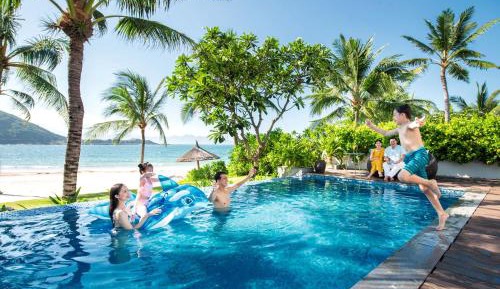 Tropicana Villa 3 Bedroom Beachfront