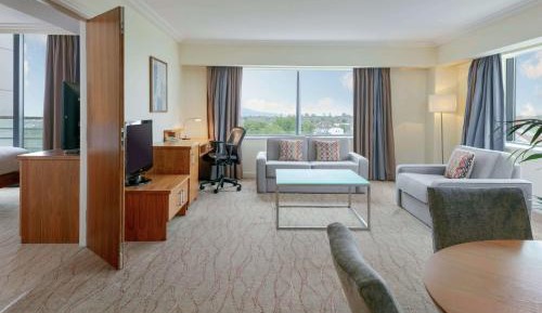 King Suite with Lounge Area