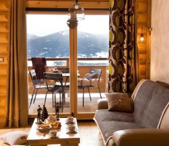 2-Bedrooms Apartment with terrace, 1 Shower Room