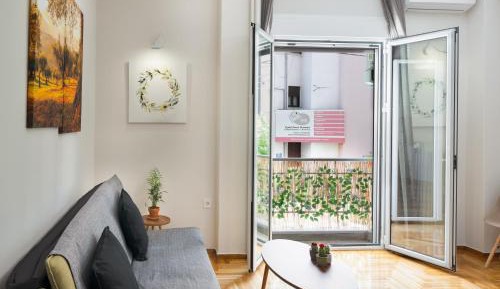 Superior One-Bedroom Apartment with Balcony