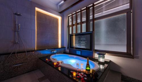 Double Room with Private External Bathroom