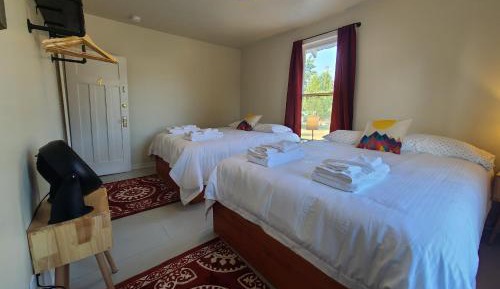 Quadruple Room with Shared Bathroom