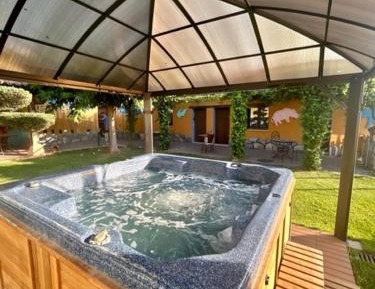 One-Bedroom Apartment without  Spa Bath