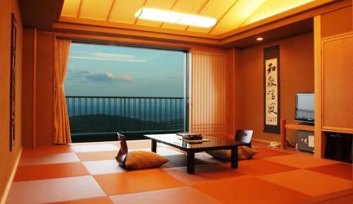 Modern Japanese-Style Room with Mountain view 