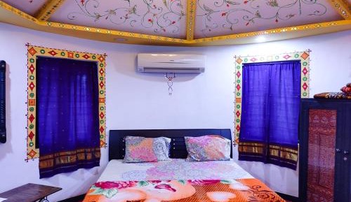 Queen Room with Garden View