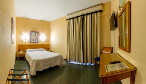 Twin Room with Parking