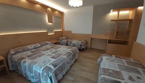 Family Room with Mountain View