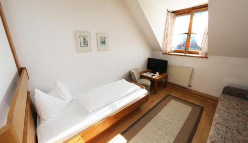 Economy Single Room