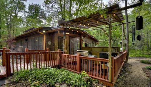 Three-Bedroom Holiday Home 