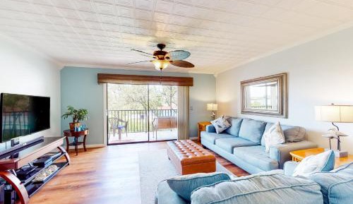 Two Bedroom Apartment 