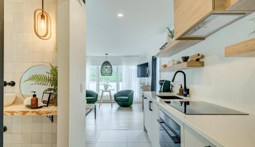 Deluxe Suite with Spa Bath