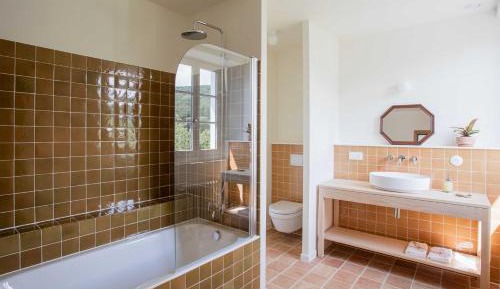 Deluxe Double Room with Bath