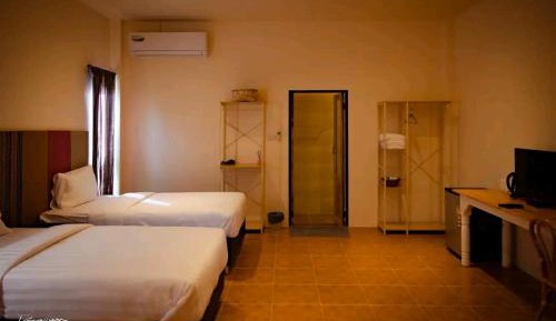 Twin Room with Garden View