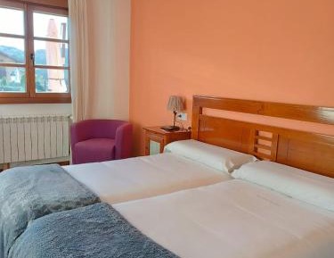 Double or Twin Room with Bathroom