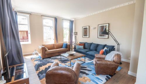 Duplex Apartment - 2 Bedrooms.