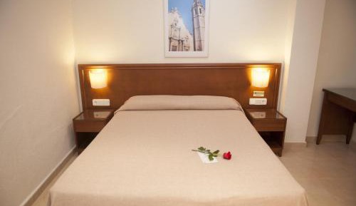 One-Bedroom Apartment (1 Adult)