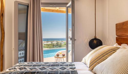 Deluxe Suite with Sea View