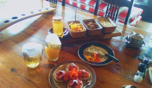 Studio with Mountain View