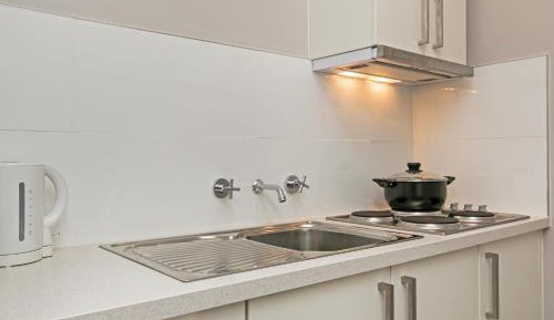 Executive Suite with Kitchenette