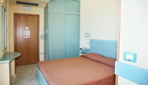 Double Room Lateral Sea View