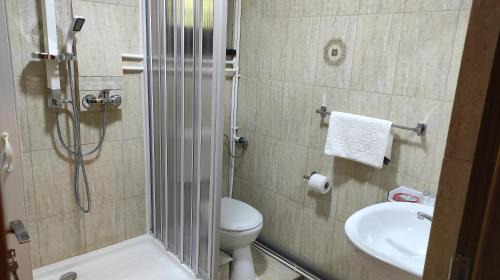Deluxe Double Room with Shower