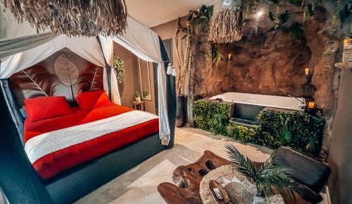 One-Bedroom Apartment with Garden View