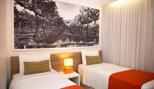 Standard Double Room with Two Single Beds