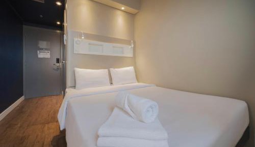 Standard Apartment with One Double Bed