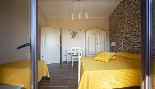 Triple Room with Balcony