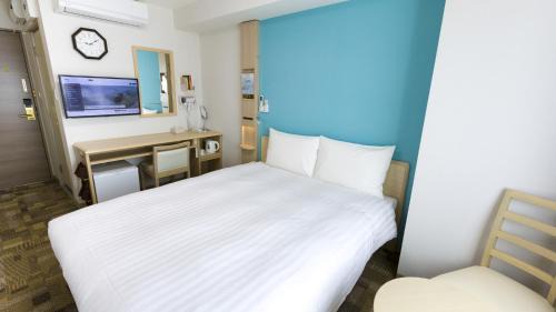 Queen Room - Smoking