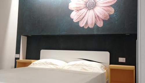 Queen Room with Balcony