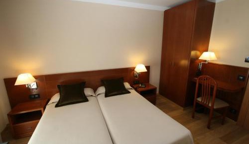 Double or Twin Room (Interior)