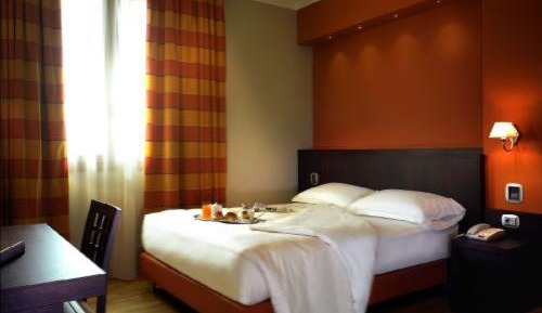 Classic Double or Twin Room