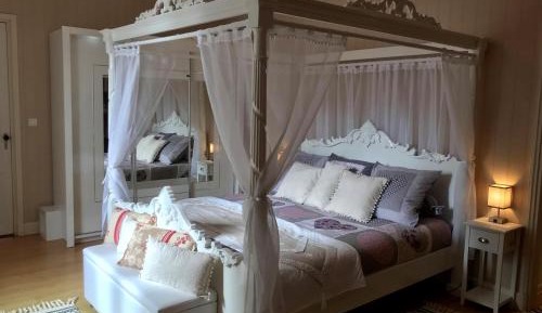 Queen Room with Garden View