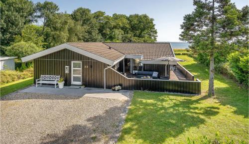 Five-Bedroom Holiday Home