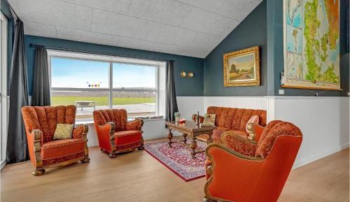 Four-Bedroom Holiday Home